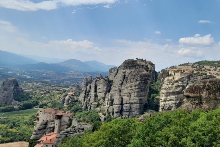 From Athens: Private Meteora Day Tour with Optional Guide From Athens: Private Meteora Day Tour without Guide