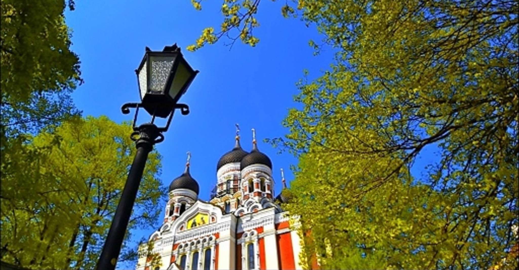 Helsinki, Tallinn Guided Day Tour with Ferry Crossing - Housity