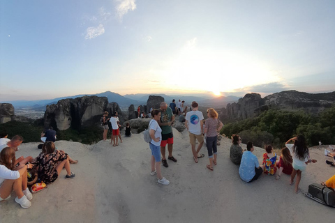 D'Athènes: excursion privée d'une journée aux Météores avec guide en optionDepuis Athènes : excursion privée d'une journée aux Météores sans guide