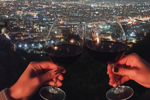 Bogotá: Night Tour in a Classic Mercedes-Benz with Wine