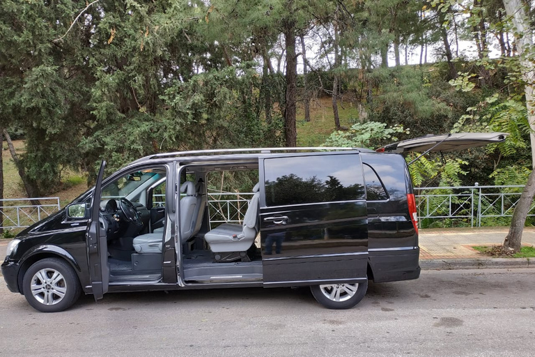 Desde Atenas: Excursión de un día a la antigua Corinto con traslado privadoRecorrido con acompañante