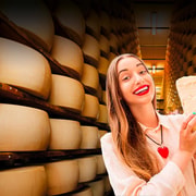 Parma: Besuch einer traditionellen Käserei mit Verkostung