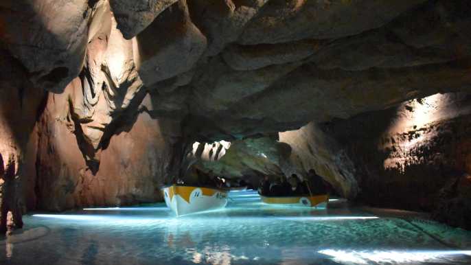 Desde Valencia: excursión guiada y ticket a las grutas de San José