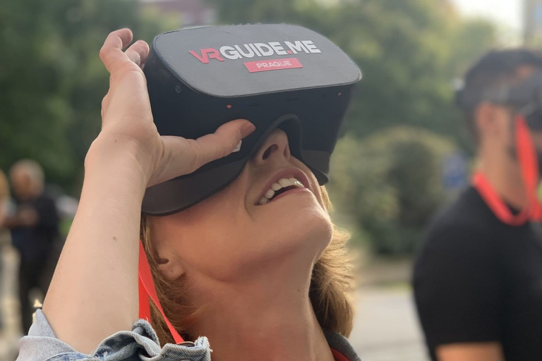 Prague: Guided Walking Tour with Virtual Reality (VR)