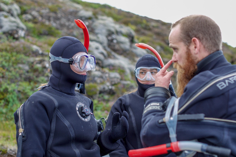 Silfra: Snorkling mellan tektoniska plattor, möte på plats