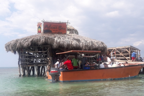 Montego Bay: Prywatny transfer powrotny Floyd's Pelican Bar
