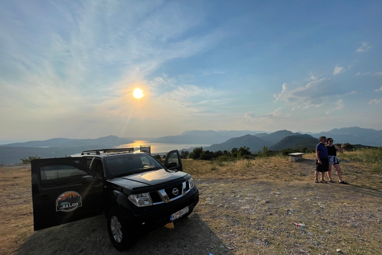 Kotor: jeeptour naar Gornji Stoliv met museum- en voedselproeverij