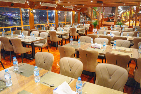 迪拜：克里克传统巨型阿拉伯独桅帆船巡游，含自助晚餐迪拜：传统巨型阿拉伯独桅帆船巡航，含自助晚餐