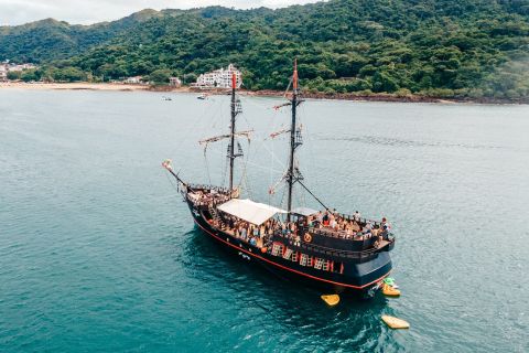 Panama City: Taboga Island Full-Day Pirate Ship Tour & Bar