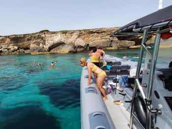 Bonifacio: Lavezzi Islands and Caves Guided Tour