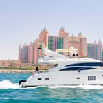 Dubai: il tour in yacht di lusso con opzione BBQ dal vivo e drink