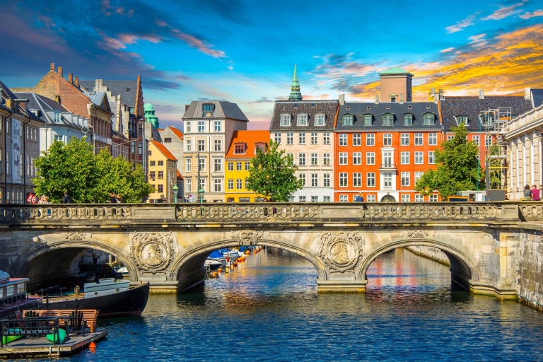 Kopenhagen: privé sightseeingtour per auto en wandelen4-uur durende privérondleiding door Kopenhagen met de auto en wandelen