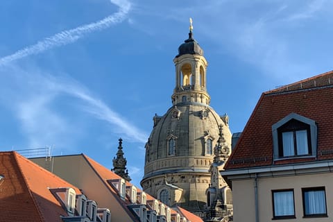 Dresden Oldtown: Smartphone Scavenger Hunt Sightseeing Tour