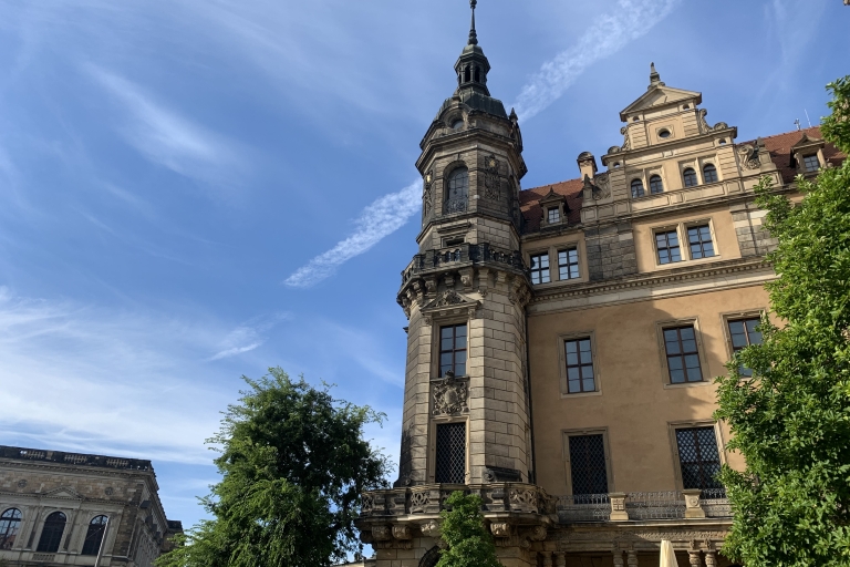 Dresden Altstadt: Smartphone-Schnitzeljagd Sightseeing TourDresden: Selbstgeführte Schnitzeljagd-Tour per Smartphone