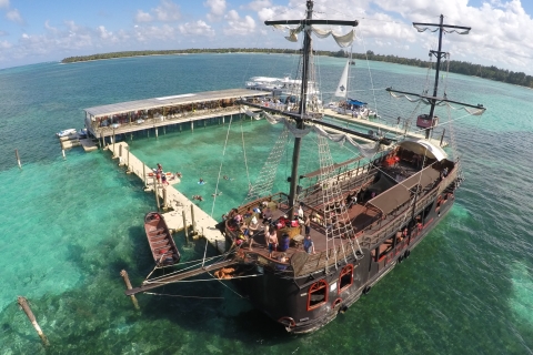 Punta Cana: paseo en barco pirata y tour de esnórquelOcean Adventures Piratas del Caribe
