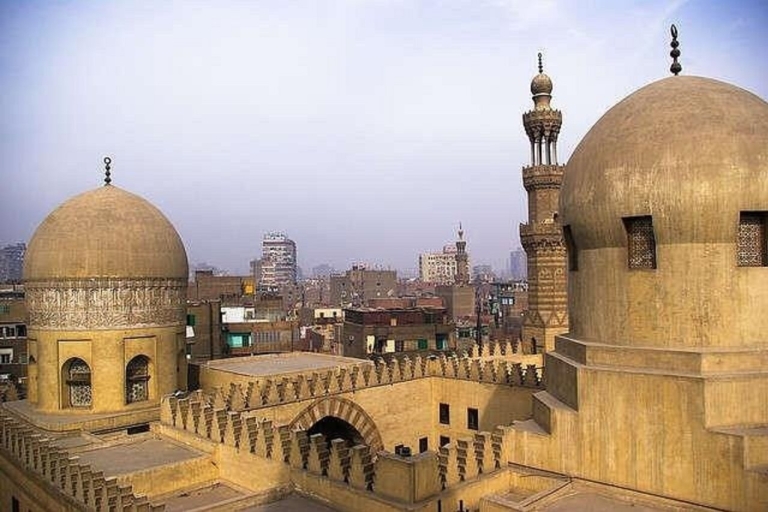 Z Dahab: 2-dniowa wycieczka z przewodnikiem po Kairze z pobytem w hotelu?