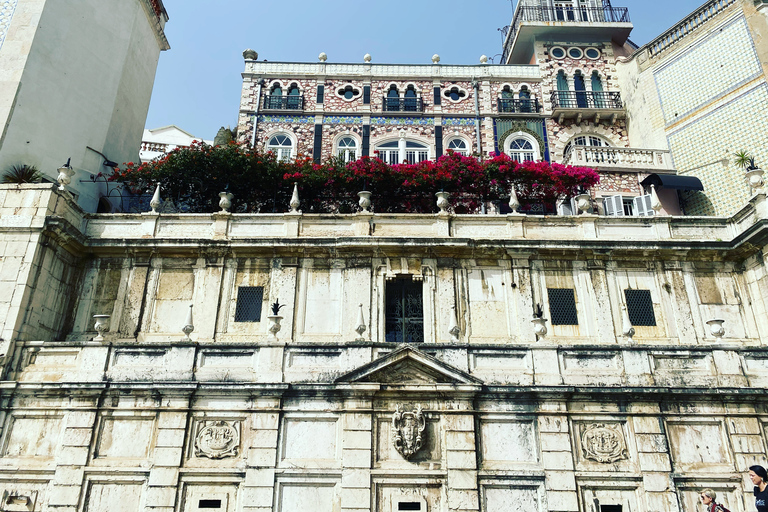 Lissabon: Historische private Stadtrundfahrt mit dem Tuk TukLissabon: Historische private Stadtrundfahrt mit dem Buggy