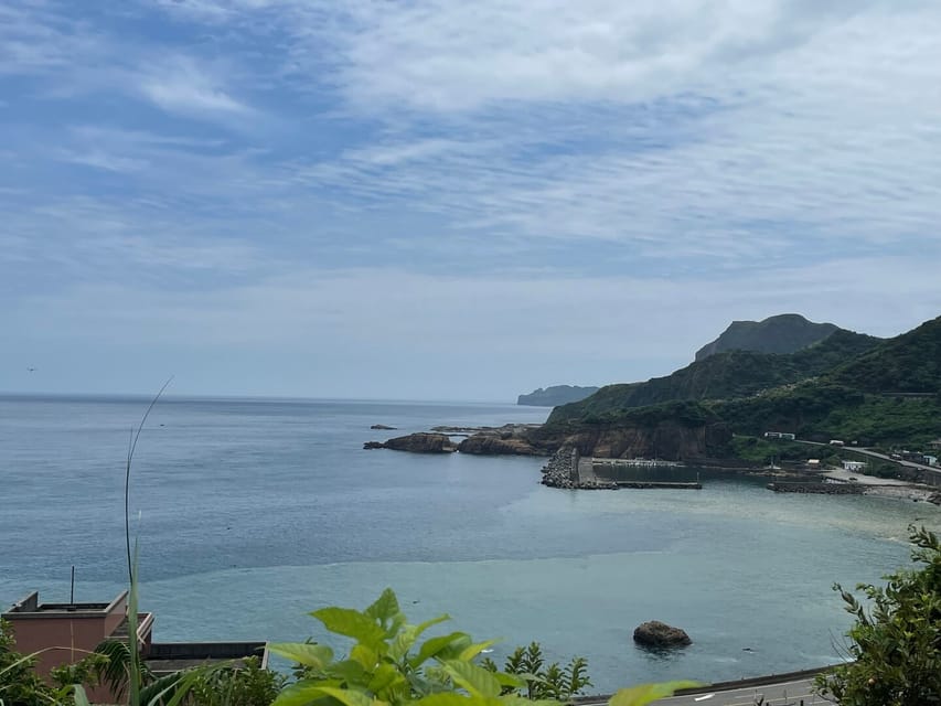 Private Taiwan Northeast Coast Tour: Longdong, Nanya and Jiaoshi