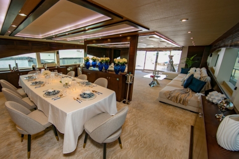 Dubai: Superyacht Hafenrundfahrt mit Buffet-MahlzeitMorgenkreuzfahrt mit Frühstück