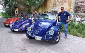 Progreso: Ghost Town Tour + Beach Club in a Classic Beetle