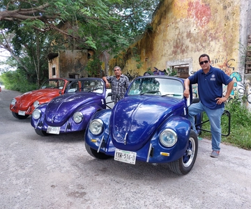 Progreso: Ghost Town Tour + Beach Club in een klassieke kever