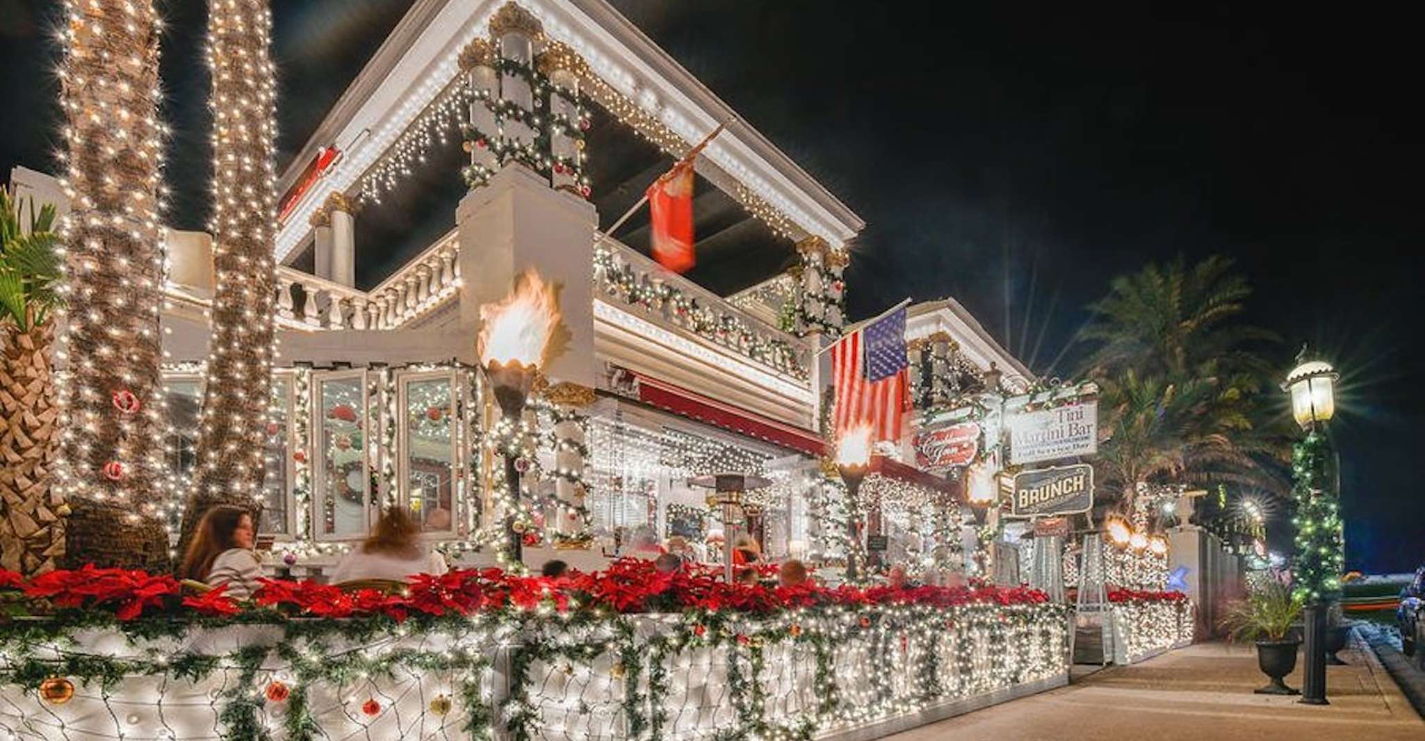 St Augustine Nights of Lights Tour by Electric Cart TourMega