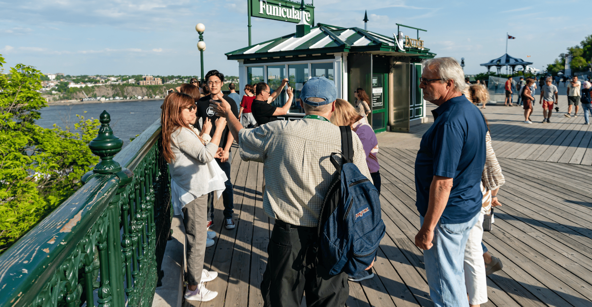 Quebec City, Old Quebec Walking Tour met Funicular Ride - Hizvo