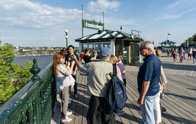 Visit Quebec City Private Walking Tour with Funicular Ride in Quebec City