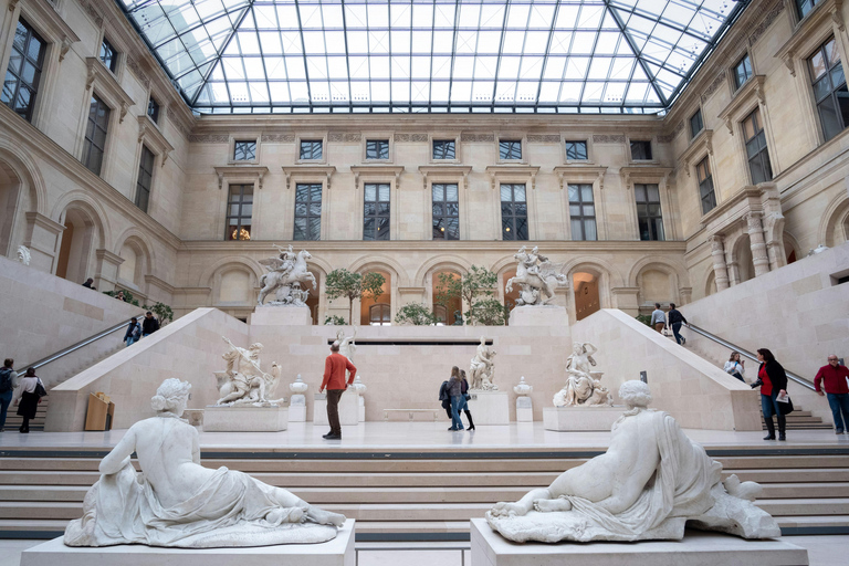 Paris: Louvre Museum Entry Options with Reserved Access Hosted Entry to Louvre with Exterior Tour