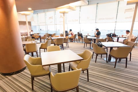 ICN Seoul Incheon Airport: Premium Lounge Entry