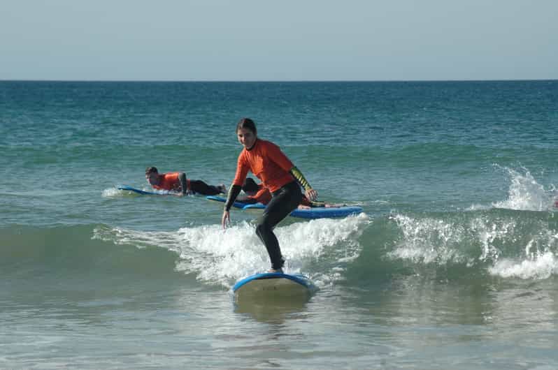 Albufeira Surfen am Strand Galé GetYourGuide