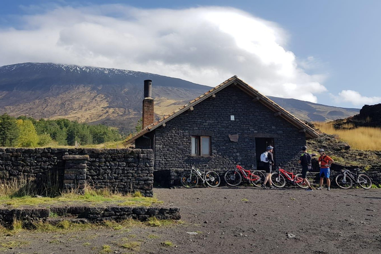 Mount Etna: electric mountain Bike Rental Full Suspension e-MTB Fork 180mm