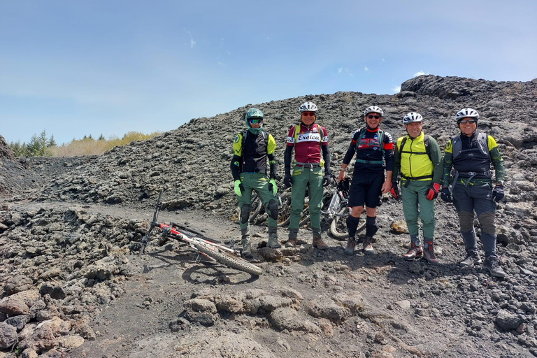 Mount Etna: electric mountain Bike Rental Full Suspension e-MTB Fork 180mm