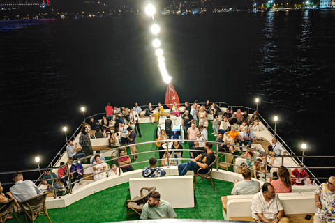 Istanbul: New Year&#039;s Eve Bosphorus Cruise with Dinner OptionVIP Dinner Menu, Alcoholic Drinks, and Hotel Transfer