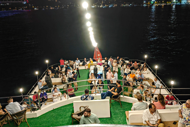 Istanbul: New Year&#039;s Eve Bosphorus Cruise with Dinner OptionVIP Dinner Menu, Alcoholic Drinks, and Hotel Transfer