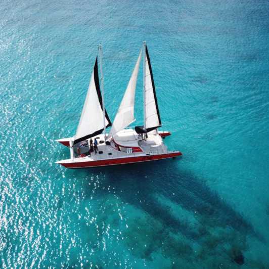 Barbados: Tour de catamarán con snorkel y almuerzo