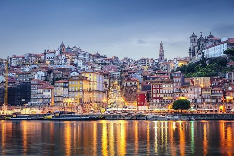 Porto: Transfer privado para Lisboa com paragens em 3 cidades