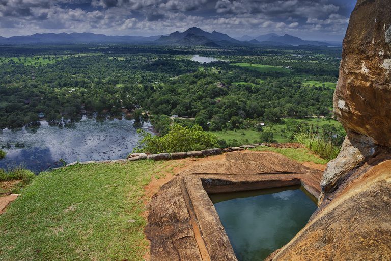 From Negombo: Sigiriya and Dambulla Day Trip From Negombo: Sigiriya and Dambulla Private Day Trip