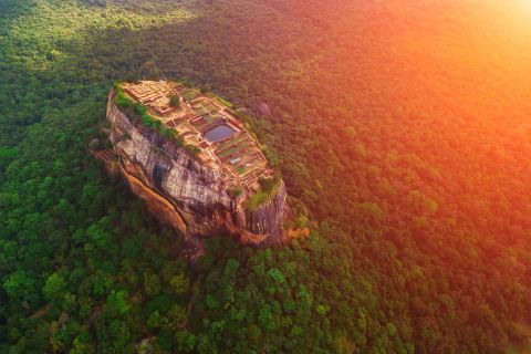 From Negombo: Sigiriya and Dambulla Day Trip