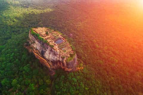 From Negombo: Sigiriya and Dambulla Day Trip