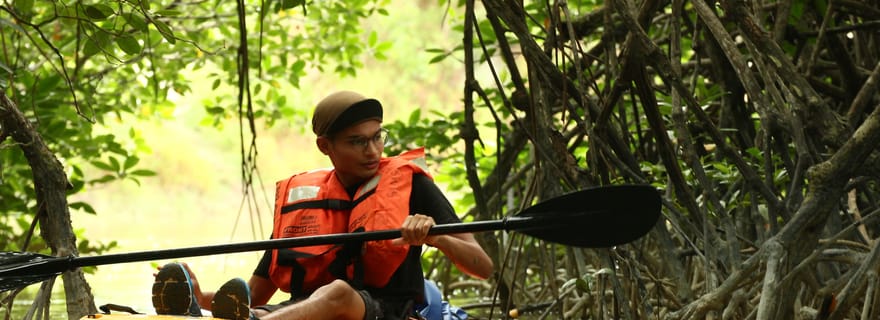 Johor : Kayak à Sungai Lebam avec transfert