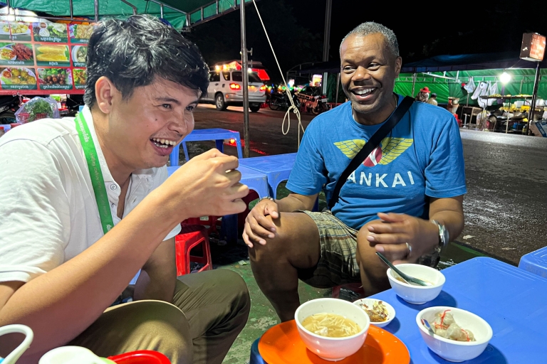 Siem Reap: Autentyczna i wyjątkowa wycieczka z przewodnikiem po jedzeniu ulicznym