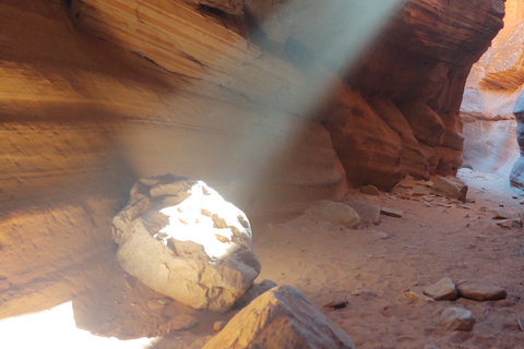 Kanab: Peek-a-Boo Slot Canyon ATV Self-Driven Guided Tour 4-Person UTV