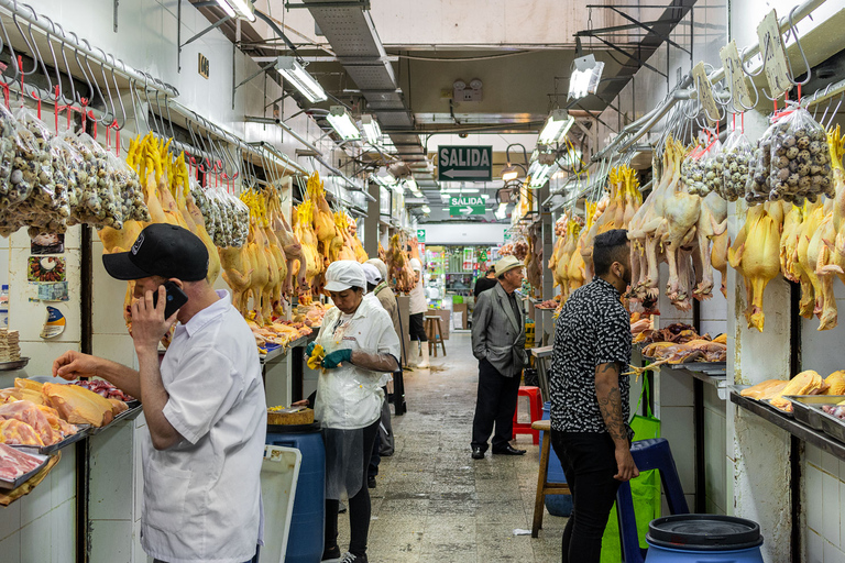 Lima: Historisches Center Street Food & Old Taverns ErfahrungStreet Food Experience auf Englisch