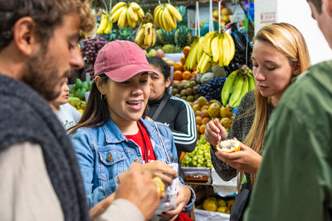 Centro histórico Lima: comida callejera y antiguas tabernasExperiencia de comida callejera en inglés