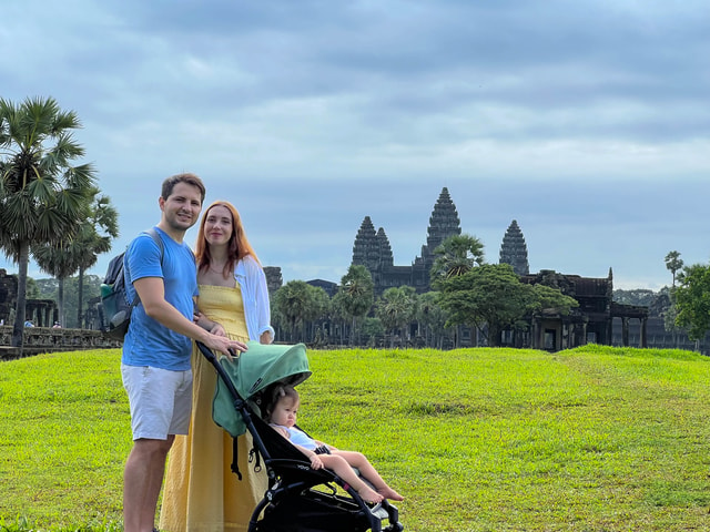 Siem Reap: Angkor Wat Sunrise Tour via Tuk Tuk & Breakfast