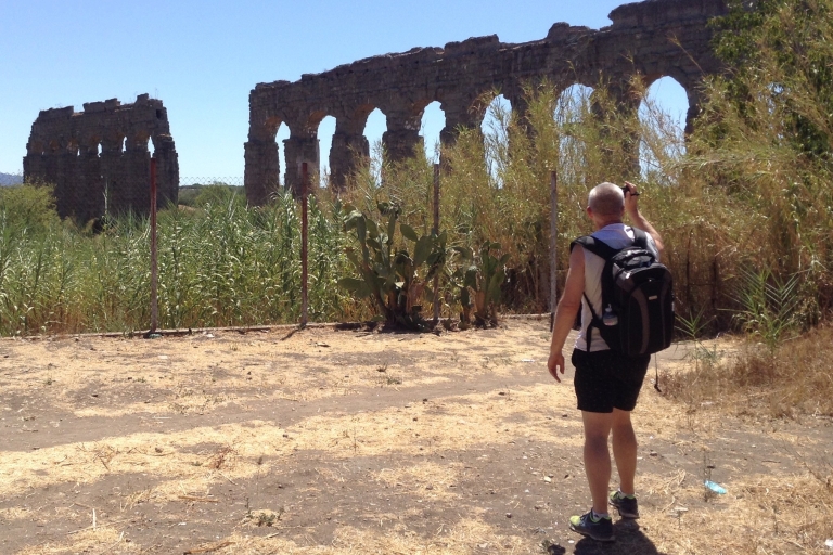 Rome: Appian Way E-Bike Tour with Picnic and Catacomb Option Appian Way, Aqueducts and Picnic