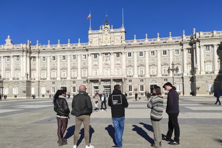 Madrid: Tour guiado del Palacio Real con ticket de entrada