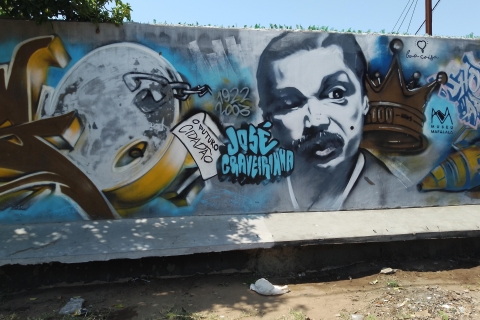 Maputo : Visite guidée à pied de la banlieue de MafalalaVisite à pied