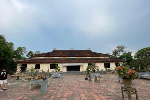 De Hoi An/Da Nang: Viagem de 1 dia pela cidade de Hue com almoçoDe Da Nang: Viagem de 1 dia pela cidade de Hue com almoço